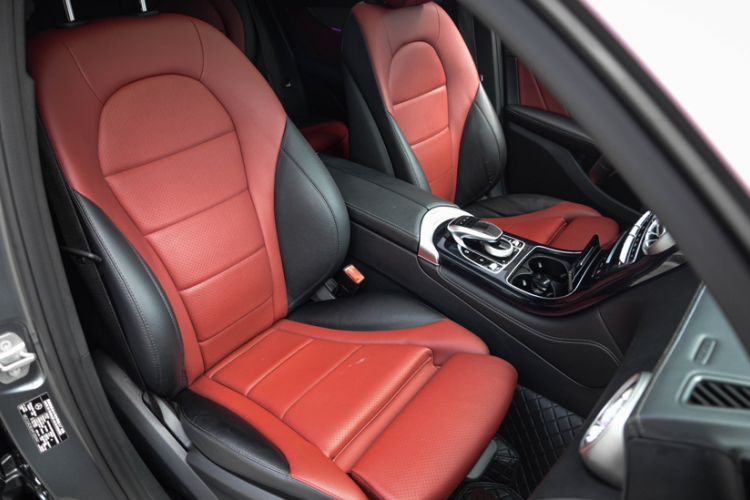 Used Mercedes-Benz GLC Coupe 2017 GLC 200 4MATIC Coupe SUV Interior 6