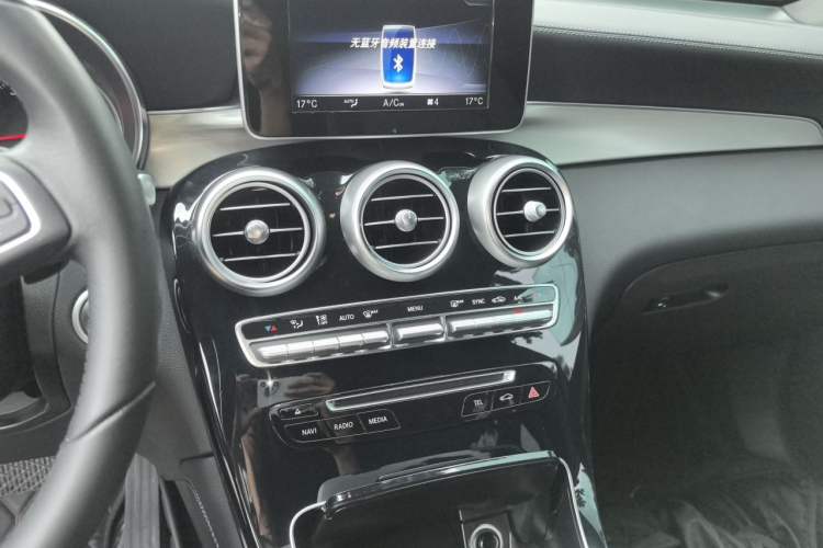 Used Mercedes-Benz GLC Coupe 2017 GLC 200 4MATIC Coupe SUV Audio And AC Panel