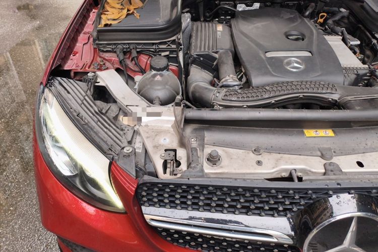 Used Mercedes-Benz GLC Coupe 2017 GLC 300 4MATIC Coupe SUV Engine Bay Right