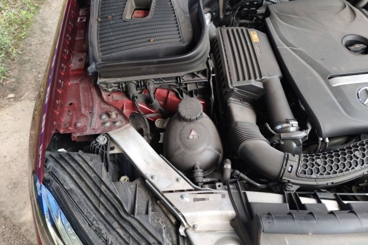 Used Mercedes-Benz GLC Coupe 2017 GLC 260 4MATIC Coupe SUV Engine Bay Right