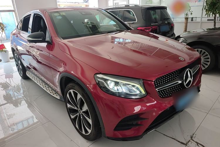 Used Mercedes-Benz GLC Coupe 2017 GLC 260 4MATIC Coupe SUV Front Right 45 Deg