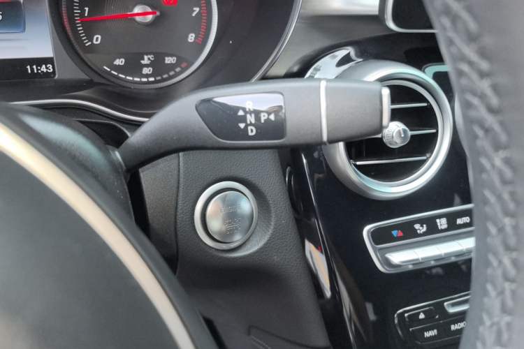 Used Mercedes-Benz GLC Coupe 2017 GLC 200 4MATIC Coupe SUV Gear Lever