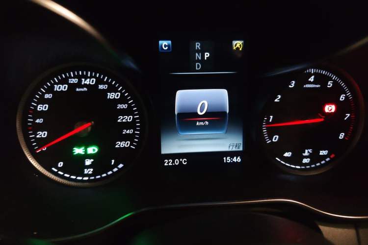 Used Mercedes-Benz GLC Coupe 2017 GLC 260 4MATIC Coupe SUV Instrument Cluster