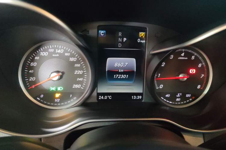 Used Mercedes-Benz GLC Coupe 2017 GLC 200 4MATIC Coupe SUV Instrument Cluster