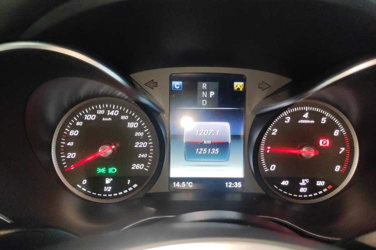 Used Mercedes-Benz GLC Coupe 2017 GLC 260 4MATIC Coupe SUV Instrument Cluster