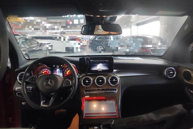 Used Mercedes-Benz GLC Coupe 2017 GLC 260 4MATIC Coupe SUV Interior 2
