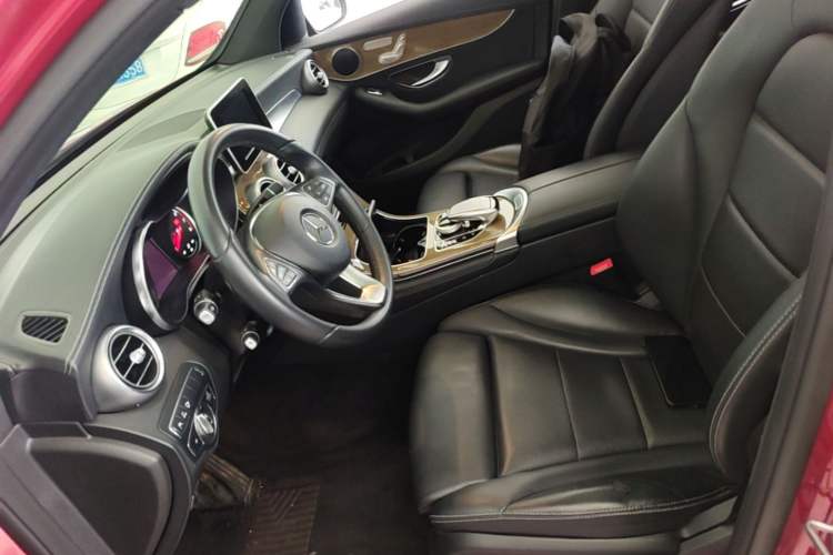 Used Mercedes-Benz GLC Coupe 2017 GLC 260 4MATIC Coupe SUV Left Front Seat