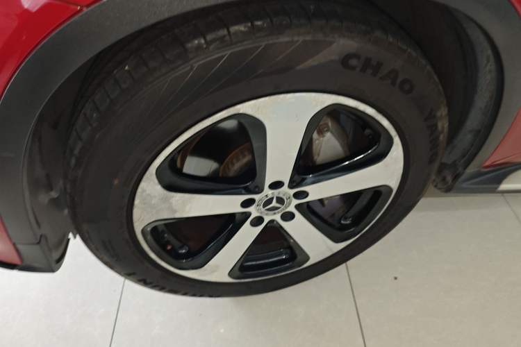 Used Mercedes-Benz GLC Coupe 2017 GLC 200 4MATIC Coupe SUV Left Front Wheel Hub