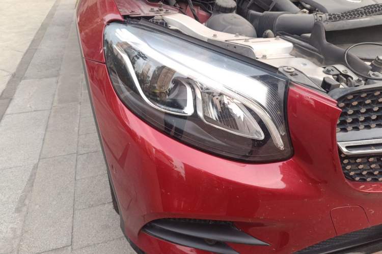 Used Mercedes-Benz GLC Coupe 2017 GLC 260 4MATIC Coupe SUV Right Front Headlight