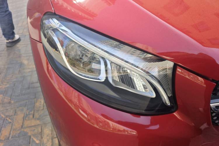 Used Mercedes-Benz GLC Coupe 2017 GLC 260 4MATIC Coupe SUV Right Front Headlight