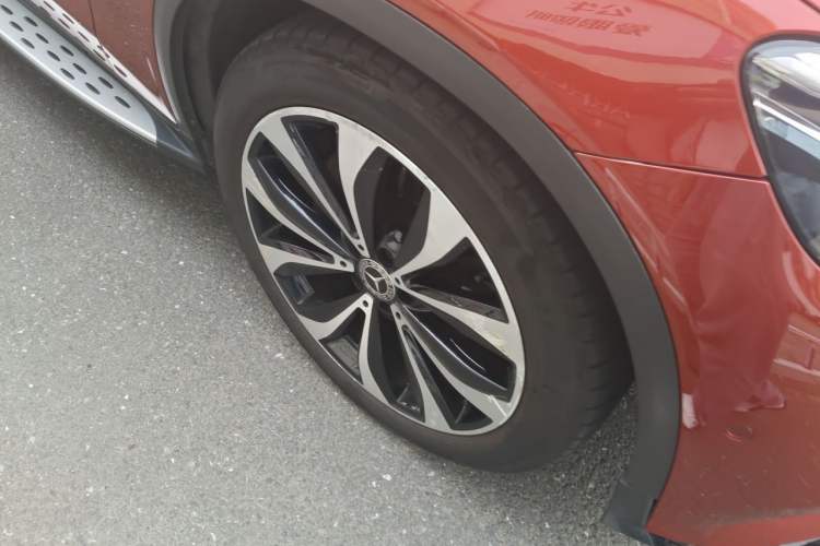 Used Mercedes-Benz GLC Coupe 2017 GLC 260 4MATIC Coupe SUV Right Front Wheel Hub