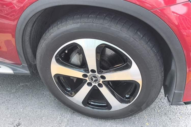 Used Mercedes-Benz GLC Coupe 2017 GLC 200 4MATIC Coupe SUV Right Front Wheel Hub