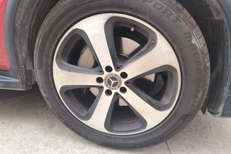 Used Mercedes-Benz GLC Coupe 2017 GLC 200 4MATIC Coupe SUV Right Front Wheel Hub