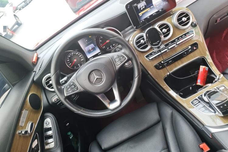 Used Mercedes-Benz GLC Coupe 2017 GLC 260 4MATIC Coupe SUV Steering Wheel