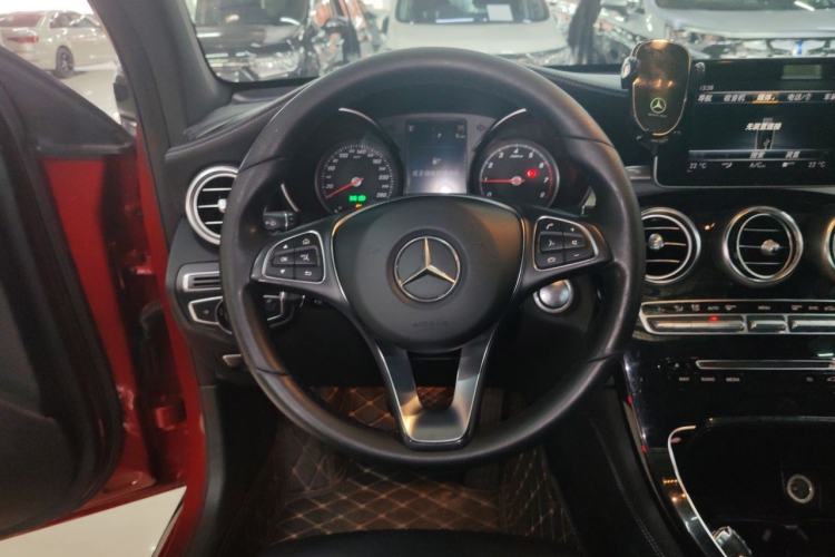 Used Mercedes-Benz GLC Coupe 2017 GLC 200 4MATIC Coupe SUV Steering Wheel