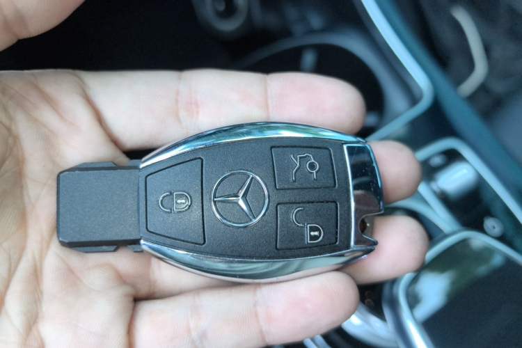 Used Mercedes-Benz GLC Coupe 2017 GLC 200 4MATIC Coupe SUV Vehicle Key