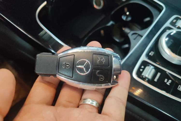 Used Mercedes-Benz GLC Coupe 2017 GLC 200 4MATIC Coupe SUV Vehicle Key