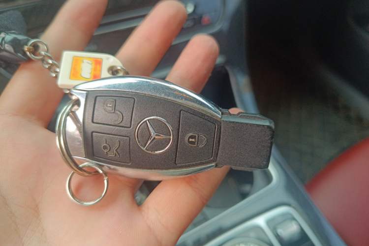 Used Mercedes-Benz GLC Coupe 2017 GLC 260 4MATIC Coupe SUV Vehicle Key