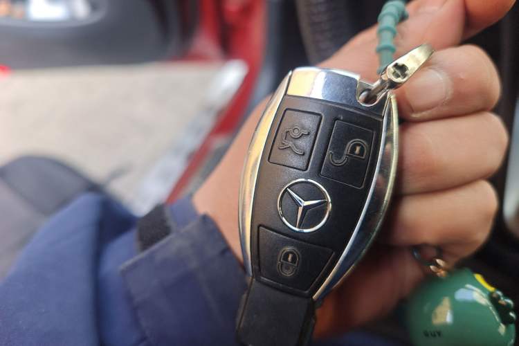 Used Mercedes-Benz GLC Coupe 2017 GLC 260 4MATIC Coupe SUV Vehicle Key