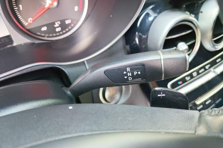 Used Mercedes-Benz GLC Coupe 2017 GLC 200 4MATIC Coupe SUV Gear Lever