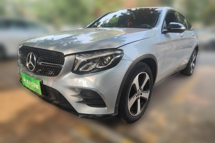 Used Mercedes-Benz GLC Coupe 2017 GLC 200 4MATIC Coupe SUV Guazi used car, China used car export, Used car for sale, Used cars, Cheapest cars for sale
