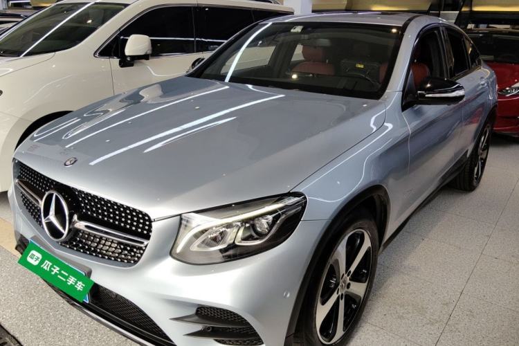 Used Mercedes-Benz GLC Coupe 2017 GLC 200 4MATIC Coupe SUV Guazi used car, China used car export, Used car for sale, Used cars, Cheapest cars for sale