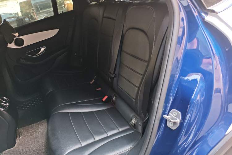 Used Mercedes-Benz GLC Coupe 2017 GLC 200 4MATIC Coupe SUV Left Rear Seat