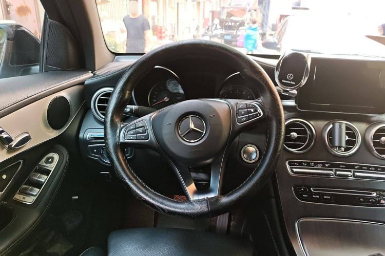 Used Mercedes-Benz GLC Coupe 2017 GLC 200 4MATIC Coupe SUV Steering Wheel