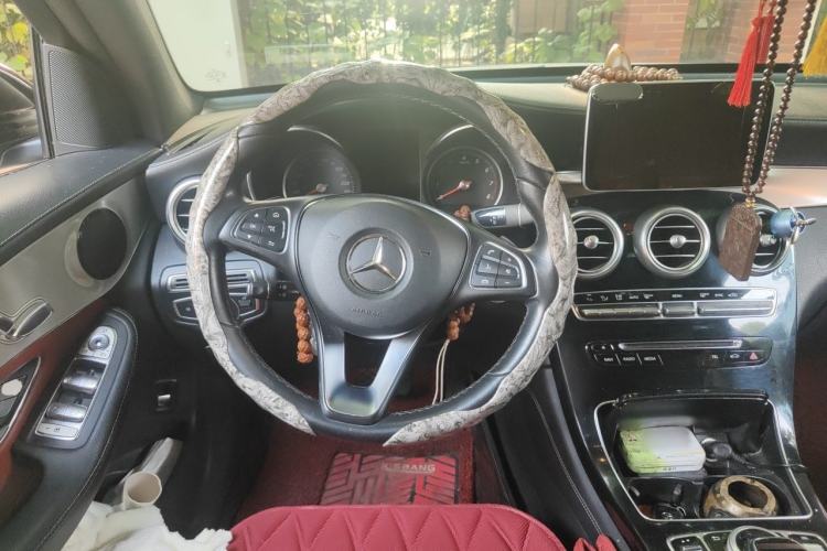 Used Mercedes-Benz GLC Coupe 2017 GLC 200 4MATIC Coupe SUV Steering Wheel