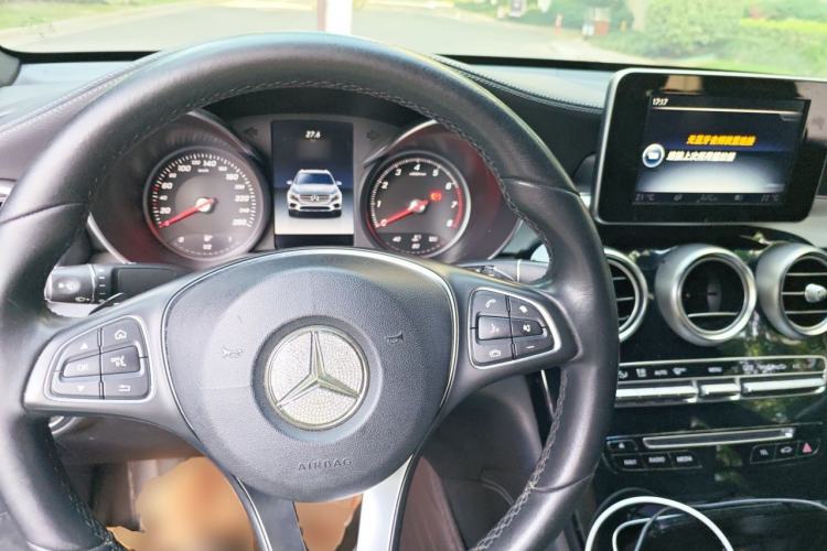 Used Mercedes-Benz GLC Coupe 2017 GLC 200 4MATIC Coupe SUV Steering Wheel