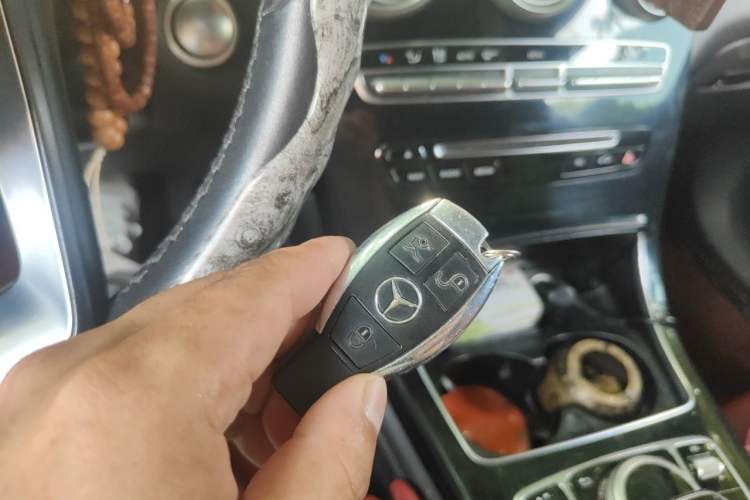Used Mercedes-Benz GLC Coupe 2017 GLC 200 4MATIC Coupe SUV Vehicle Key
