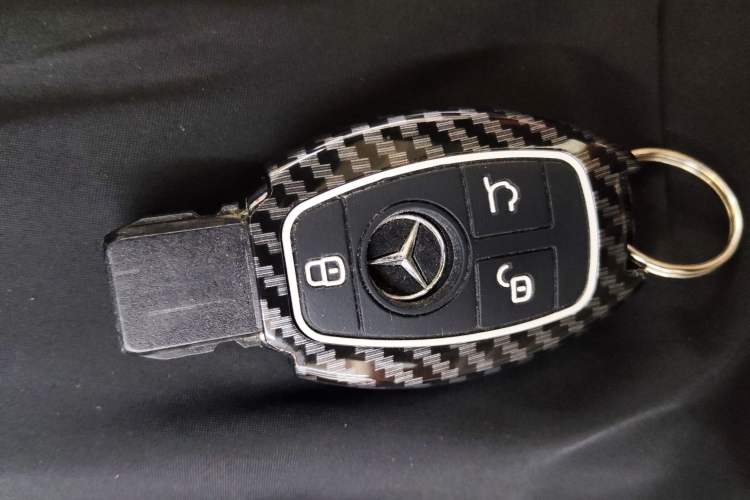 Used Mercedes-Benz GLC Coupe 2017 GLC 200 4MATIC Coupe SUV Vehicle Key