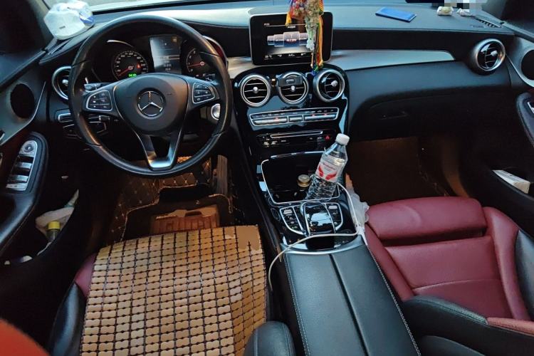 Used Mercedes-Benz GLC Coupe 2017 GLC 200 4MATIC Coupe SUV Center Console