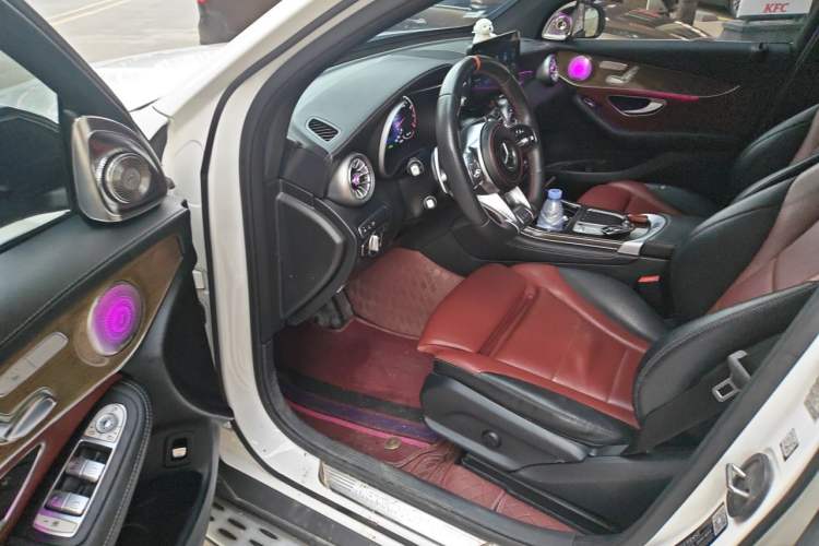Used Mercedes-Benz GLC Coupe 2017 GLC 260 4MATIC Coupe SUV Driver Seat