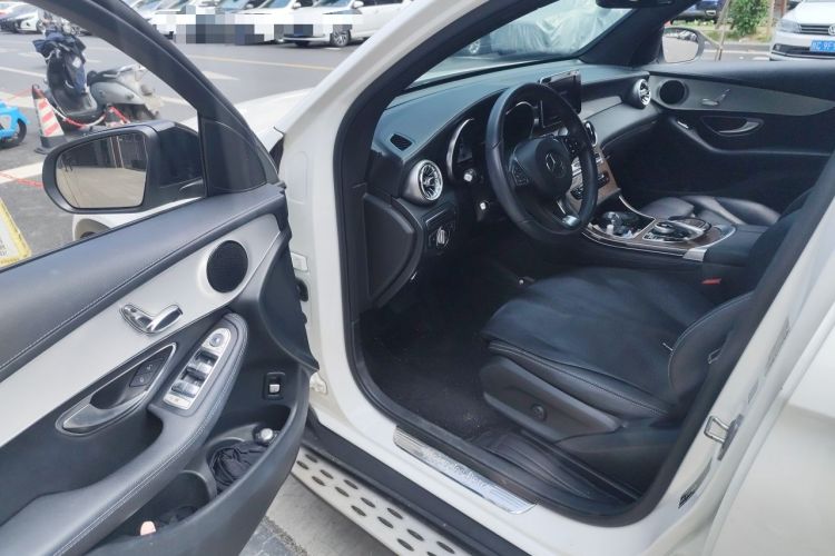 Used Mercedes-Benz GLC Coupe 2017 GLC 200 4MATIC Coupe SUV Driver Seat