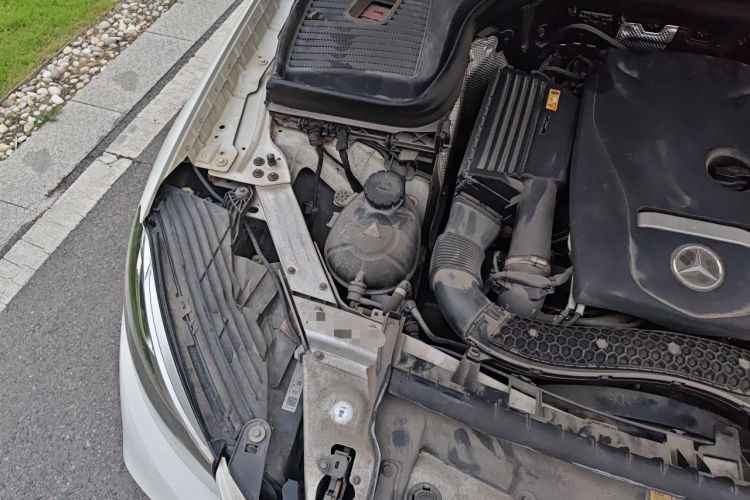 Used Mercedes-Benz GLC Coupe 2017 GLC 200 4MATIC Coupe SUV Engine Bay Right