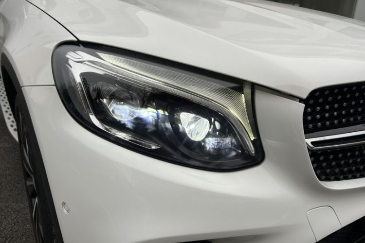 Used Mercedes-Benz GLC Coupe 2017 GLC 300 4MATIC Coupe SUV Exterior 12