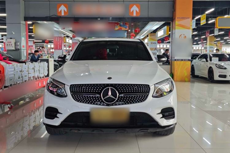 Used Mercedes-Benz GLC Coupe 2017 GLC 260 4MATIC Coupe SUV Exterior 5