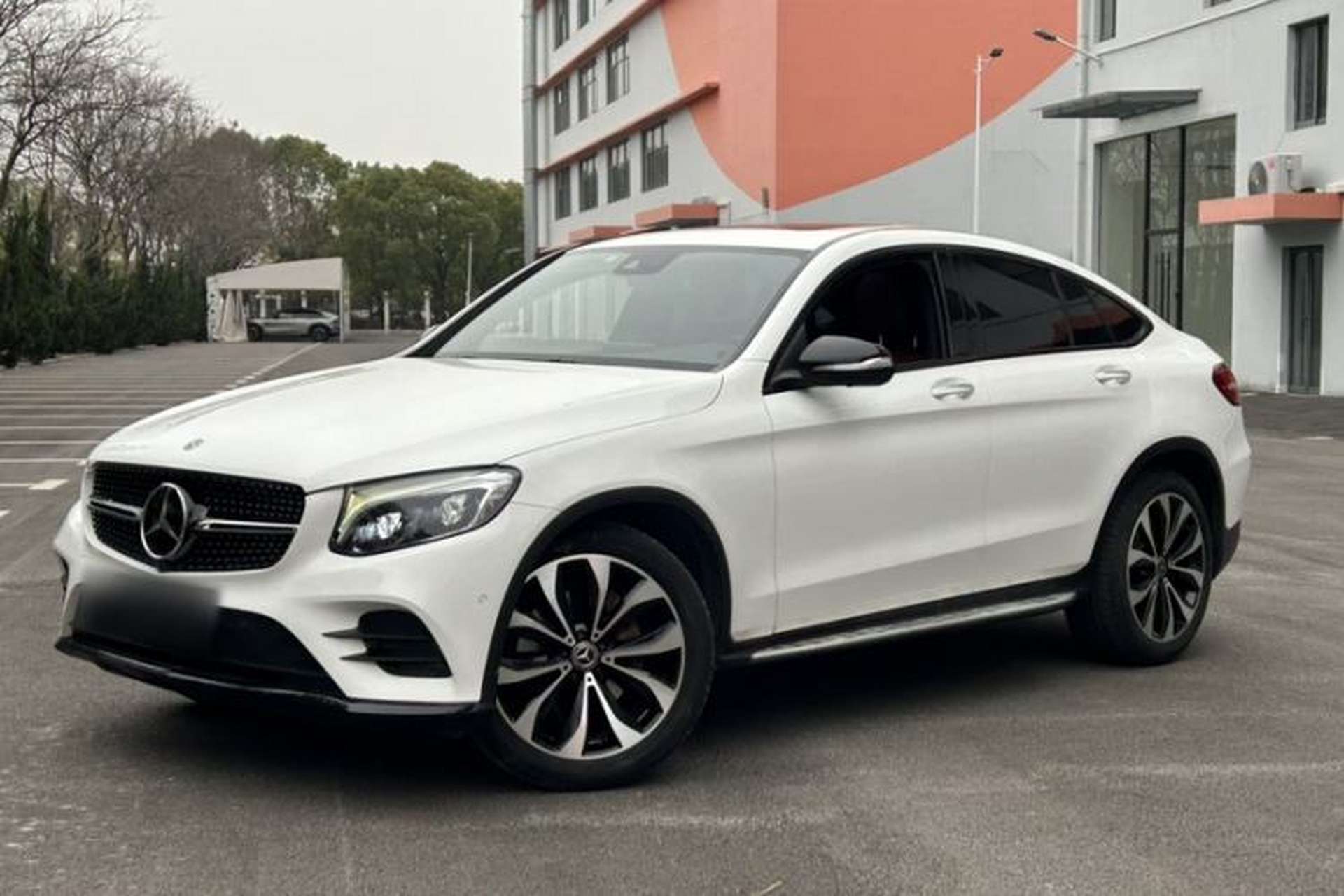 Used Mercedes-Benz GLC Coupe 2017 GLC 300 4MATIC Coupe SUV Front Left 45 Deg