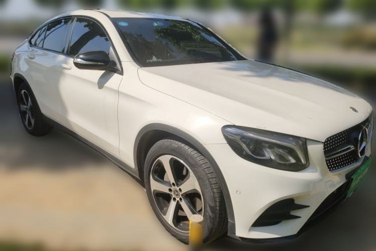 Used Mercedes-Benz GLC Coupe 2017 GLC 200 4MATIC Coupe SUV Front Right 45 Deg