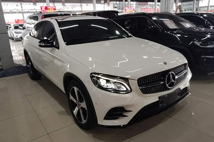 Used Mercedes-Benz GLC Coupe 2017 GLC 200 4MATIC Coupe SUV Front Right 45 Deg