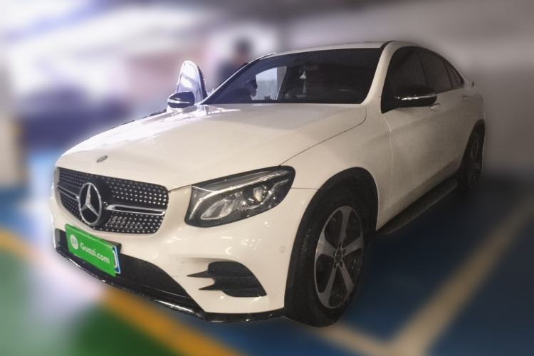 Used Mercedes-Benz GLC Coupe 2017 GLC 200 4MATIC Coupe SUV Guazi used car, China used car export, Used car for sale, Used Mercedes-Benz cars, Cheapest cars for sale