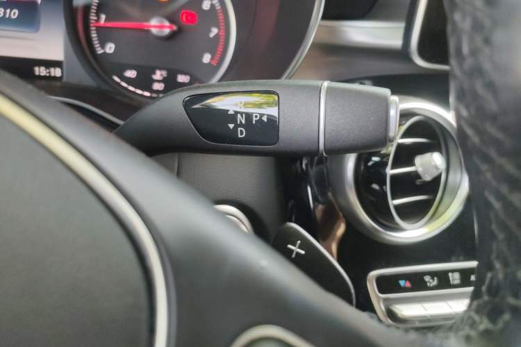 Used Mercedes-Benz GLC Coupe 2017 GLC 200 4MATIC Coupe SUV Gear Lever
