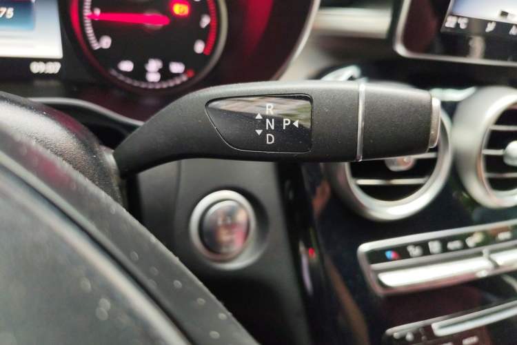Used Mercedes-Benz GLC Coupe 2017 GLC 200 4MATIC Coupe SUV Gear Lever