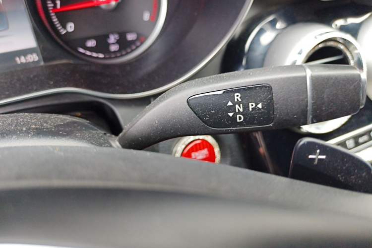 Used Mercedes-Benz GLC Coupe 2017 GLC 200 4MATIC Coupe SUV Gear Lever