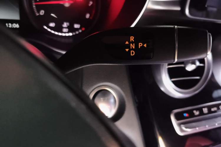 Used Mercedes-Benz GLC Coupe 2017 GLC 200 4MATIC Coupe SUV Gear Lever