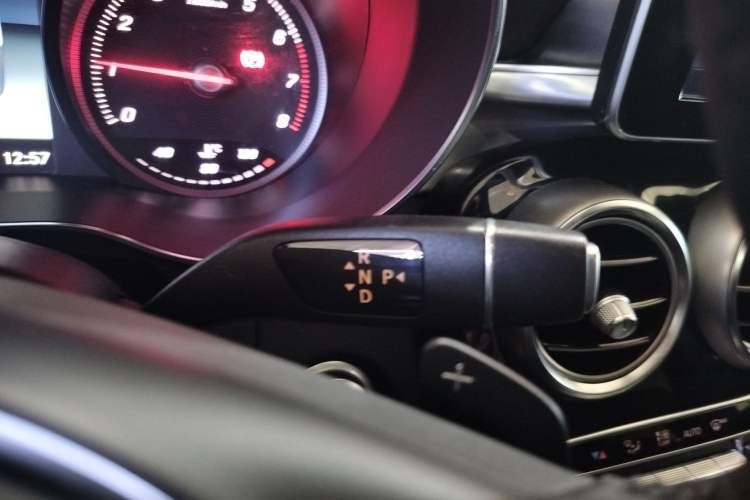 Used Mercedes-Benz GLC Coupe 2017 GLC 200 4MATIC Coupe SUV Gear Lever