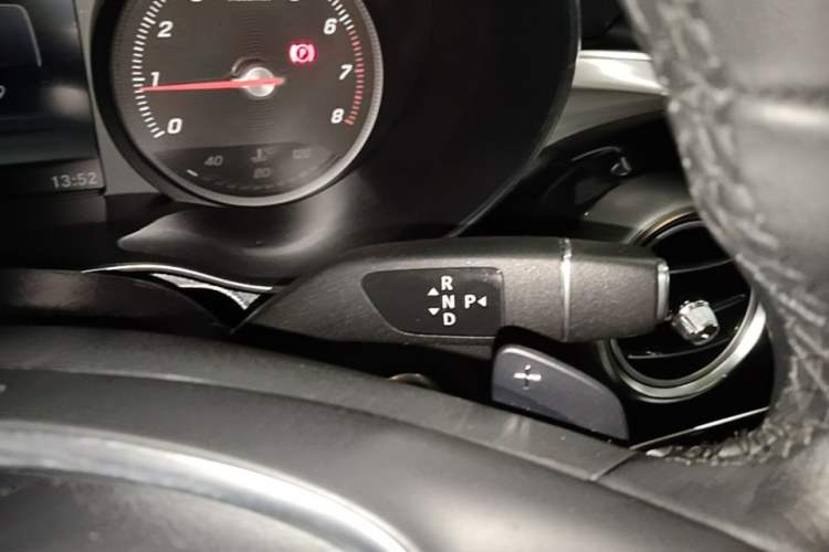 Used Mercedes-Benz GLC Coupe 2017 GLC 200 4MATIC Coupe SUV Gear Lever