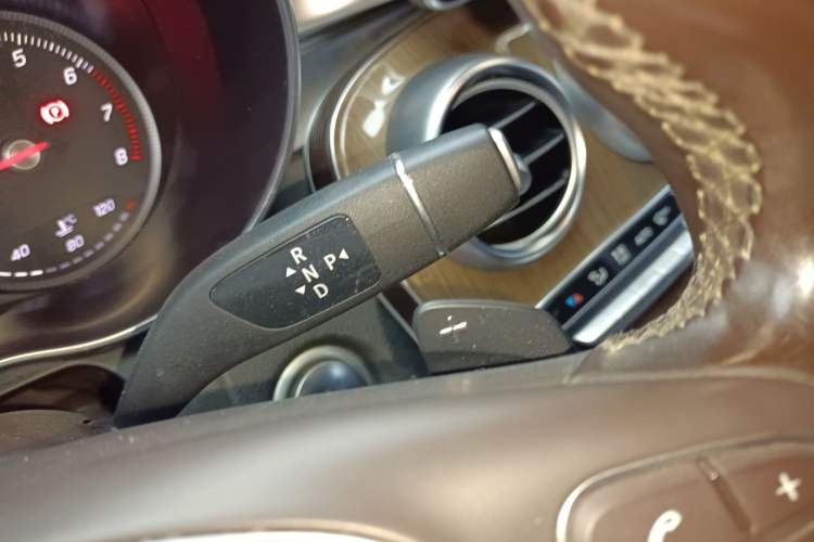 Used Mercedes-Benz GLC Coupe 2017 GLC 260 4MATIC Coupe SUV Gear Lever