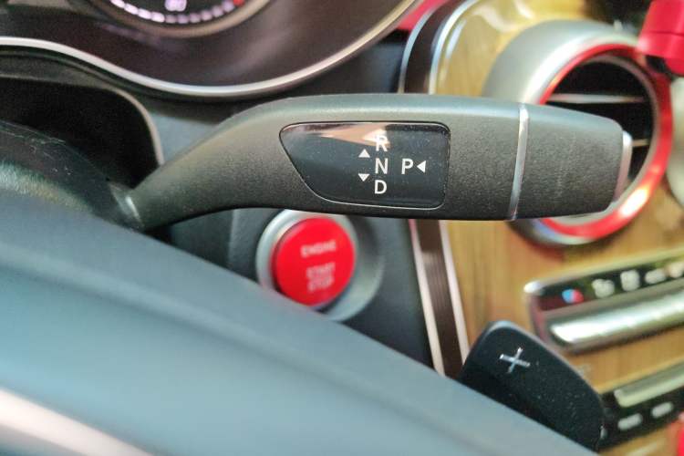 Used Mercedes-Benz GLC Coupe 2017 GLC 260 4MATIC Coupe SUV Gear Lever